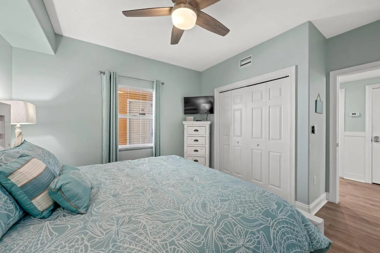 Treasure Island 1907 Apartment Panama City Beach 0*,  United States