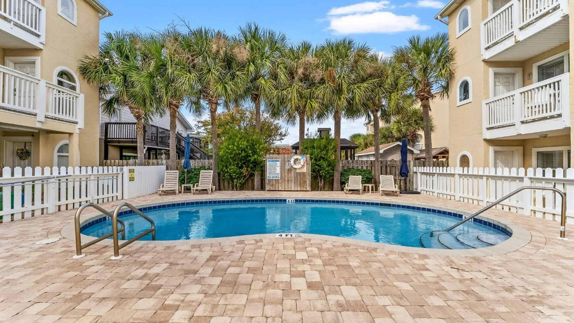 Treasure Island 1907 Apartment Panama City Beach 0*,  United States